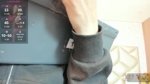  Im Gaia online show from 09/10/25, 12:27