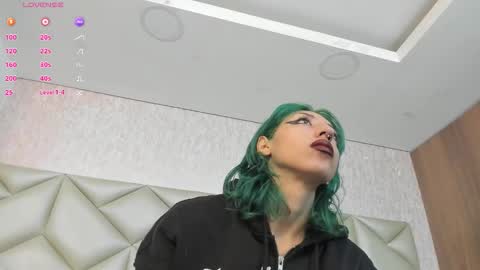  Im Gaia online show from 09/13/25, 12:38