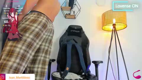 Snapshot of im_juaniito chatting on 10/17/25, 03:10 40 OFF TODAY online show from 10/17/25, 03:10