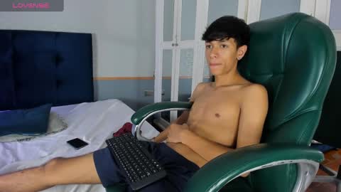 Snapshot of im_kael chatting on 02/01/25, 12:40 Kael online show from 02/01/25, 12:40