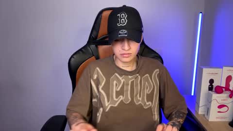 Laia online show from 01/30/25, 03:33