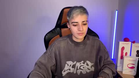 Laia online show from 02/01/25, 02:58