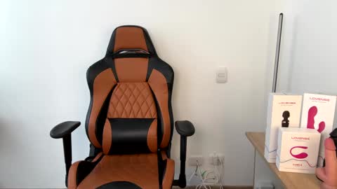 Laia online show from 02/03/25, 08:13