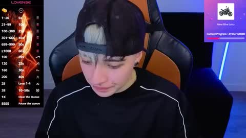 Laia online show from 10/20/25, 10:21