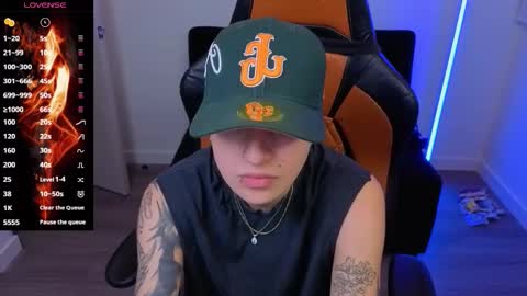 Laia online show from 11/04/25, 12:43