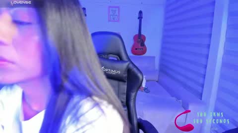 im_mariana online show from 04/27/26, 01:47