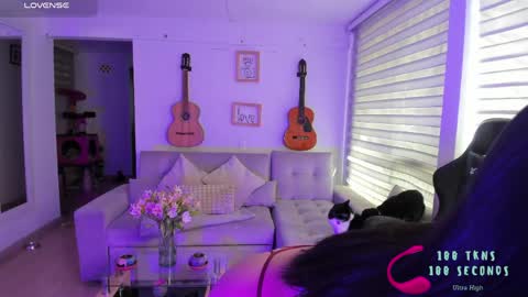 im_mariana online show from 04/30/26, 08:26