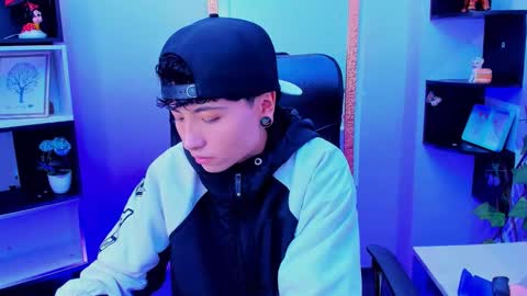 mathias online show from 11/25/25, 02:44