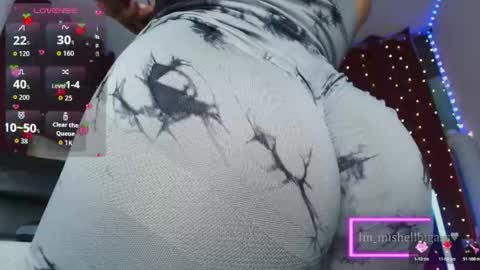 Mishell Martinez    INSTAGRAM im mishellbigass online show from 05/01/26, 08:52