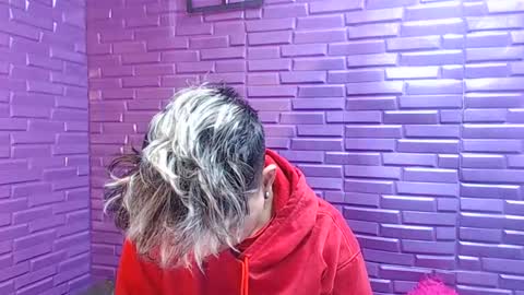 im_milan_rs online show from 01/20/25, 07:15