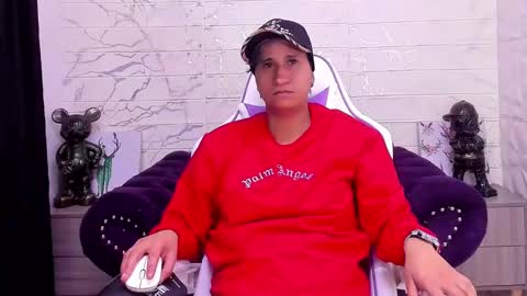 im_milan_rs online show from 02/04/25, 04:05