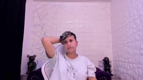 im_milan_rs online show from 03/06/25, 11:14