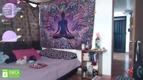 Cutie pie online show from 11/06/25, 02:18