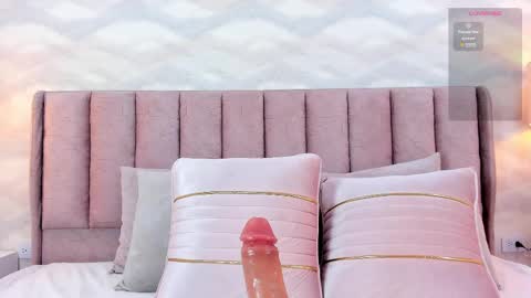 Nika online show from 02/13/25, 03:46