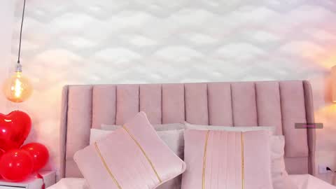 Nika online show from 02/22/25, 01:02