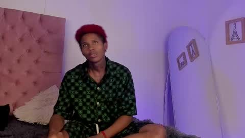 oleider dont forget your thumbs up online show from 05/01/26, 07:18