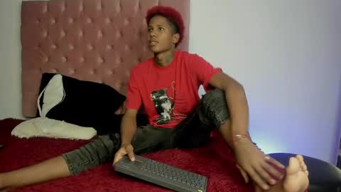 oleider dont forget your thumbs up online show from 05/14/26, 07:31