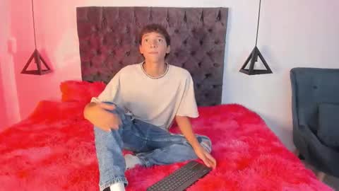 Snapshot of im_ralff chatting on 12/20/25, 07:54 RALF online show from 12/20/25, 07:54