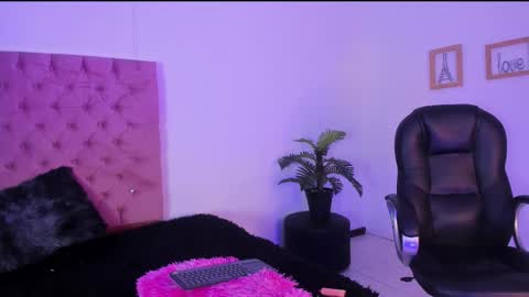 Snapshot of im_ralff chatting on 02/19/26, 08:16 RALF online show from 02/19/26, 08:16