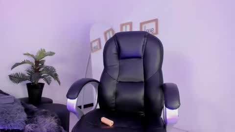 Snapshot of im_ralff chatting on 02/26/26, 08:30 RALF online show from 02/26/26, 08:30