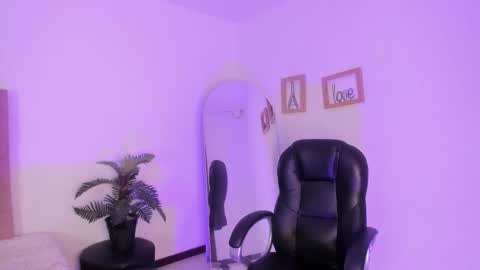 Snapshot of im_ralff chatting on 02/28/26, 08:43 RALF online show from 02/28/26, 08:43