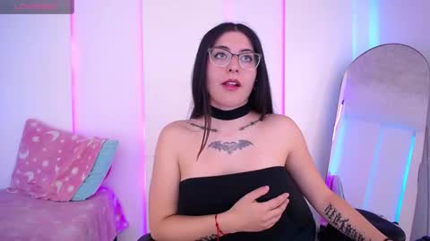 Snapshot of im_rosse_ chatting on 03/10/26, 06:57 Jade Rosse online show from 03/10/26, 06:57