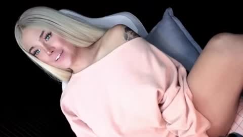 Candy Moore online show from 06/27/26, 04:56