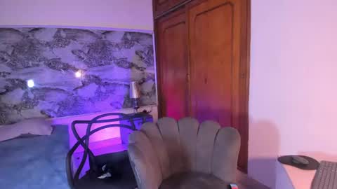 im_xandersmith online show from 06/26/26, 12:09