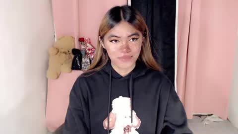 im_yourfairyannaxx online show from 04/26/26, 07:33