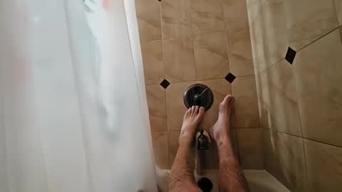 imaguy_ online show from 12/23/24, 11:47