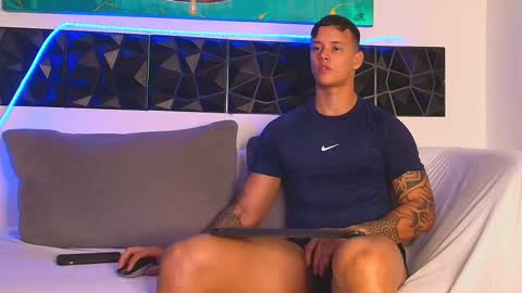 Snapshot of imconor chatting on 03/10/25, 10:24 imconor online show from 03/10/25, 10:24