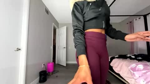 Snapshot of imfancii chatting on 10/28/25, 02:53 imfancii online show from 10/28/25, 02:53