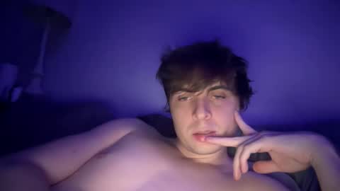 Snapshot of imfittwink22 chatting on 11/02/25, 09:44 imfittwink22 online show from 11/02/25, 09:44