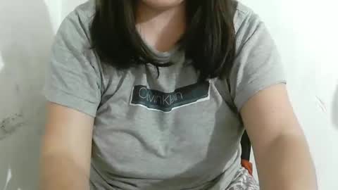 Snapshot of imfoxxy chatting on 03/29/26, 12:16 Ela online show from 03/29/26, 12:16