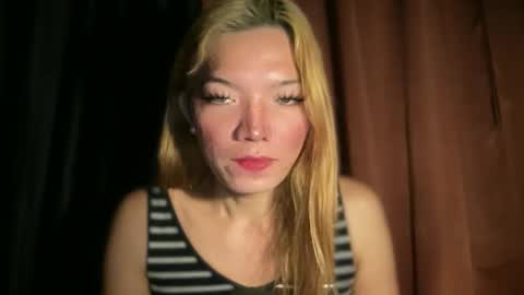 Snapshot of imjustasluttyintownxxx chatting on 04/01/26, 01:39 Mika online show from 04/01/26, 01:39