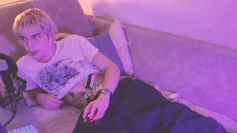 LEO online show from 04/26/26, 07:11