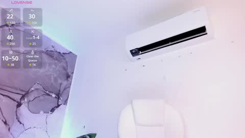 Leana online show from 12/09/24, 06:46