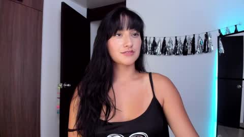 Snapshot of imlenka chatting on 03/26/26, 01:55 Lenka online show from 03/26/26, 01:55