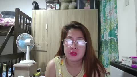 Snapshot of immaculate02 chatting on 02/19/25, 02:12 Immaculate02 online show from 02/19/25, 02:12