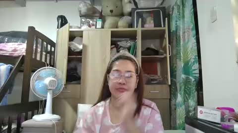 Snapshot of immaculate02 chatting on 02/27/25, 03:04 Immaculate02 online show from 02/27/25, 03:04