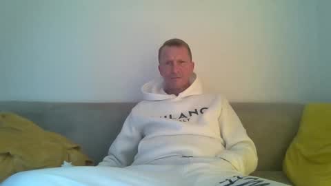 Snapshot of immortalrites chatting on 11/16/25, 01:06 Immortalrites online show from 11/16/25, 01:06