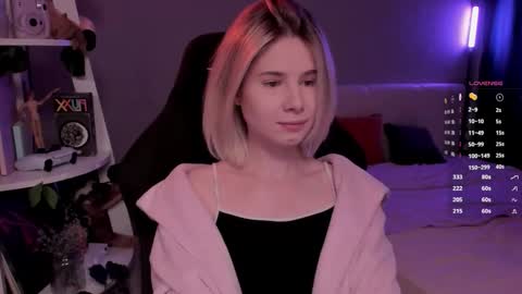 Snapshot of imnotmia chatting on 02/22/26, 11:20 Mia online show from 02/22/26, 11:20