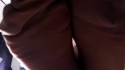 Empress online show from 12/23/24, 07:49