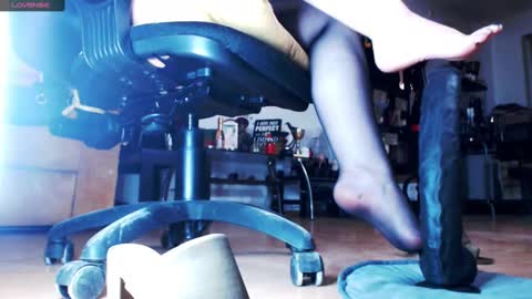 Empress online show from 02/25/25, 04:42