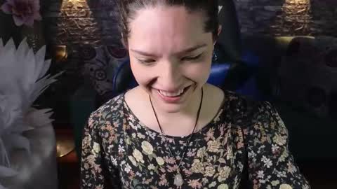 Karen  online show from 10/17/25, 07:38