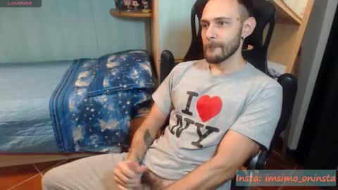 Snapshot of imsimo chatting on 10/24/25, 05:20 Simo online show from 10/24/25, 05:20