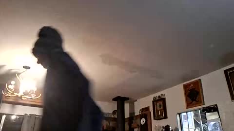 Snapshot of imstuckheretoo chatting on 04/14/26, 07:47 Imstuckhere online show from 04/14/26, 07:47