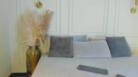 imvictoria_ online show from 12/03/25, 09:02