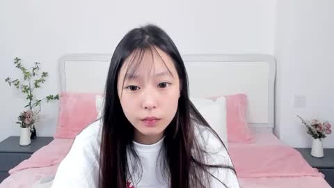 Snapshot of inadaphne chatting on 07/07/26, 10:36 Ina online show from 07/07/26, 10:36