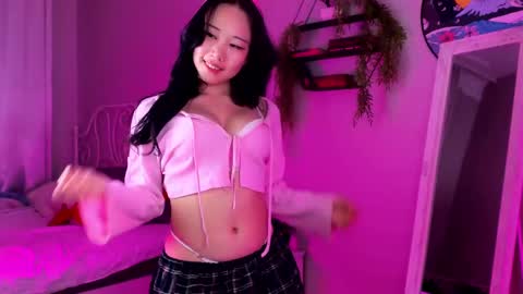 Snapshot of inari__okami chatting on 03/08/25, 09:08 INARI online show from 03/08/25, 09:08